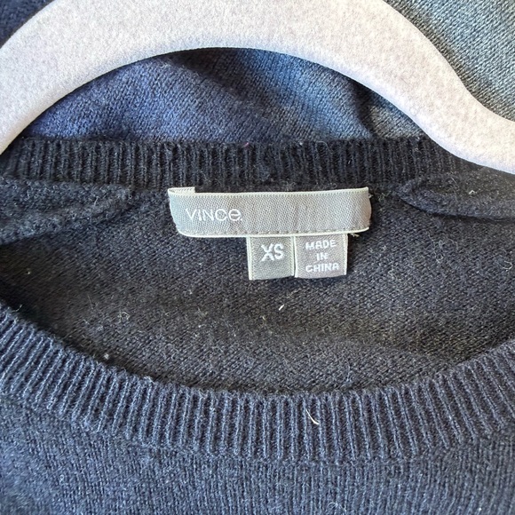 Vince Ombre Black and Gray Sweater Cashmare/ Wool Blend - Picture 4 of 6